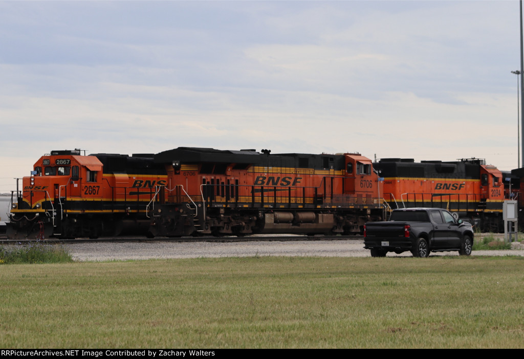 BNSF 2867 6706 2084